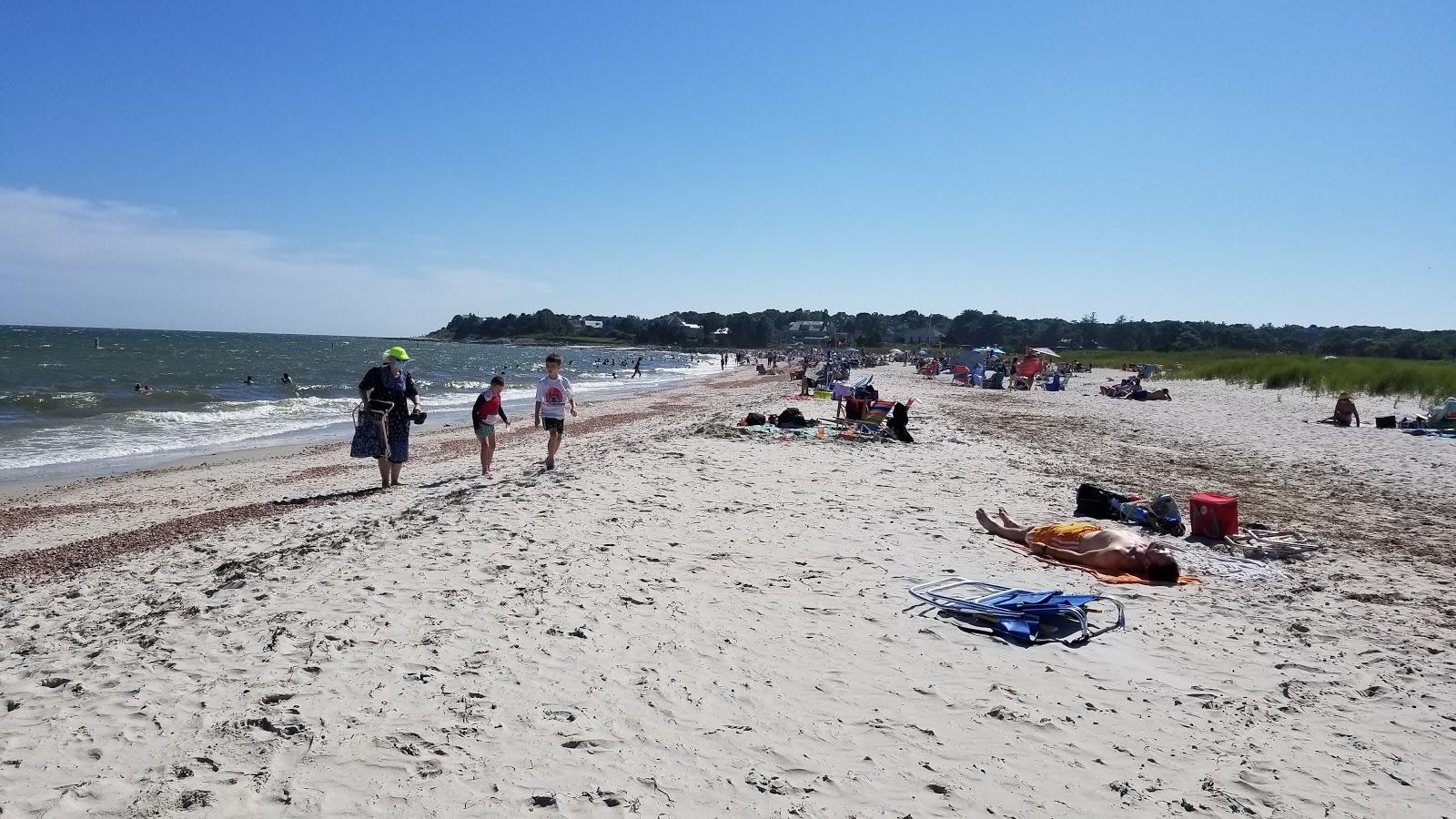 Sandee Dowses Beach