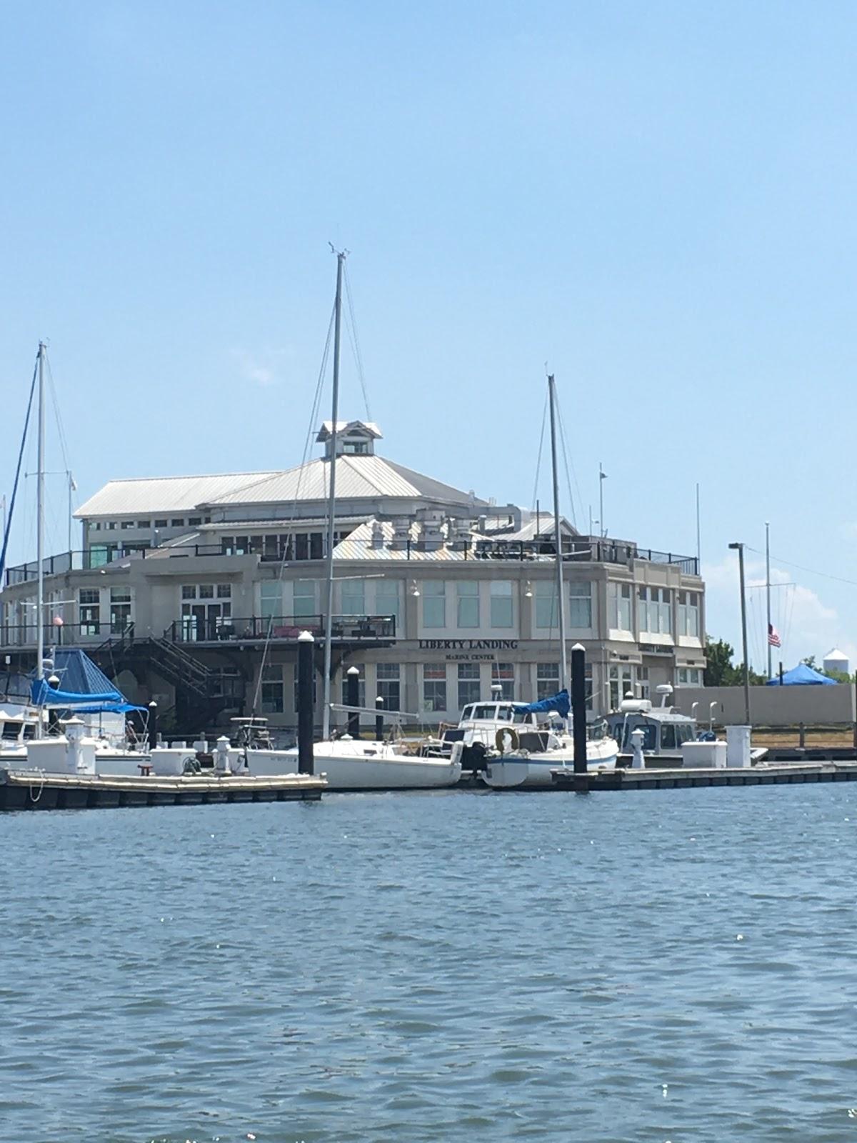 Sandee Regatta Yacht Club