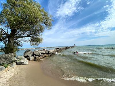 Sandee - Bowmanville Harbour Conservation Area