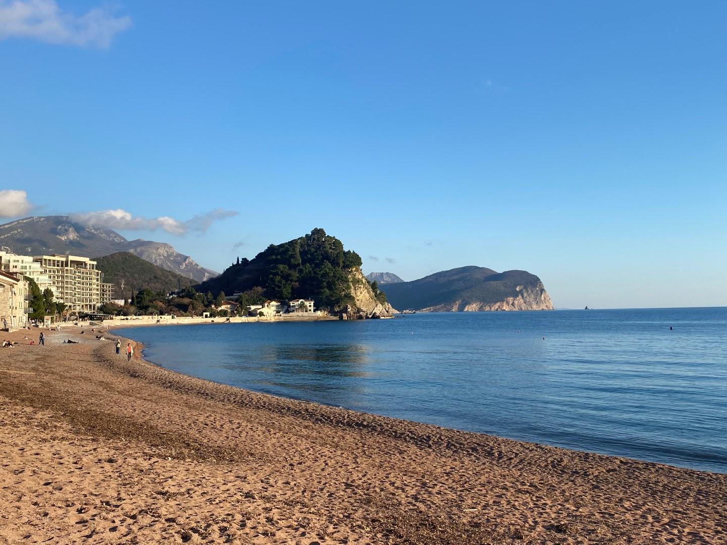 Sandee Gradska Plaza Petrovac