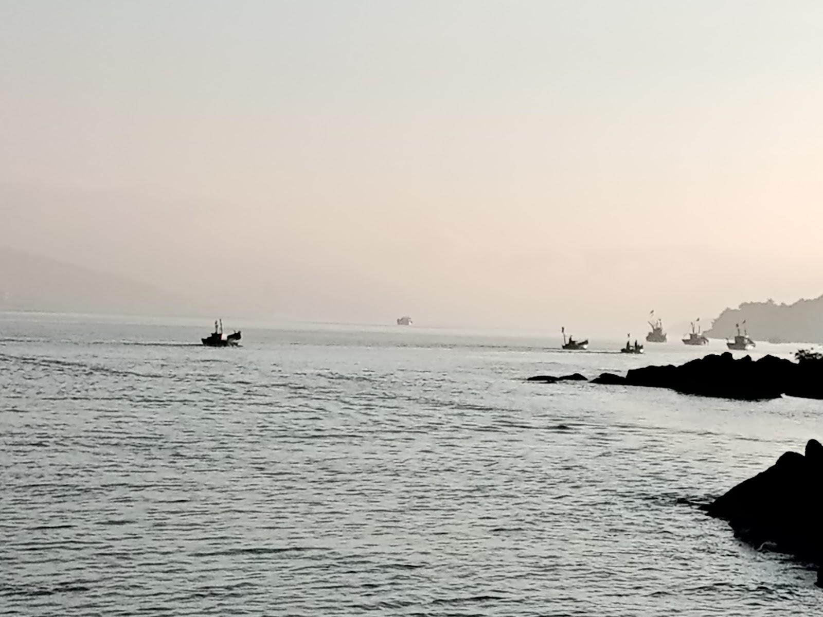 Sandee Anjanwel Beach