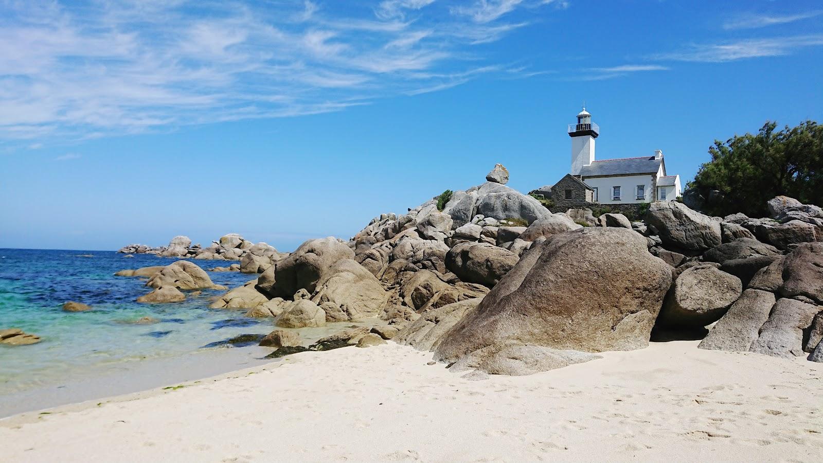Sandee Phare Beach