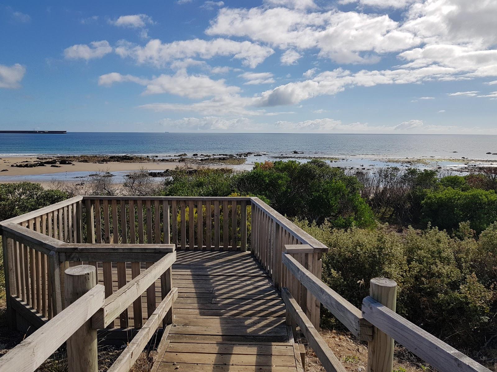 Sandee Wivenhoe Beach Photo