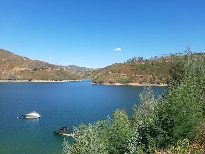 Sandee - Praia Fluvial Do Lago Azul