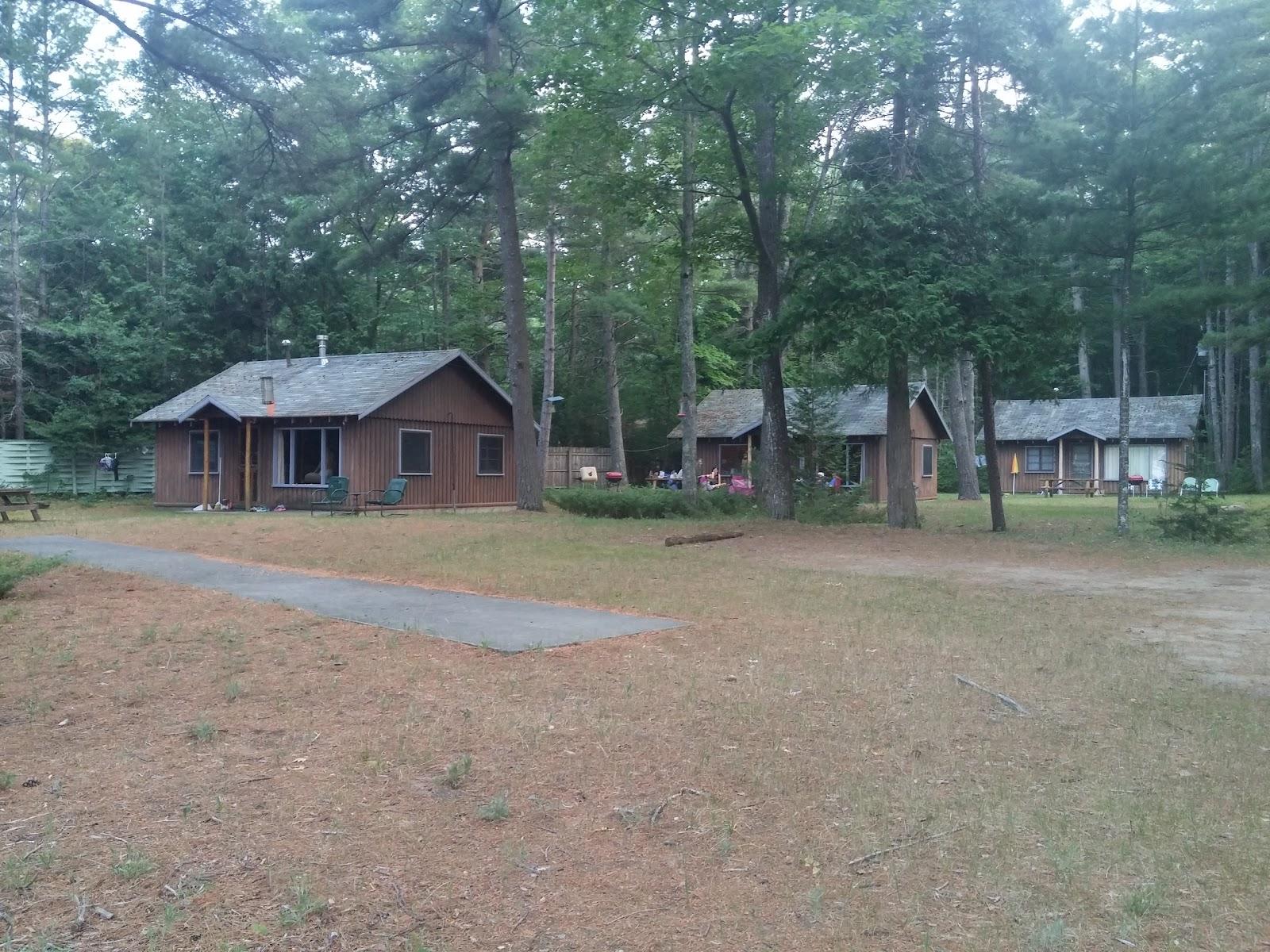 Sandee Oakapiney Beach Cottages Photo