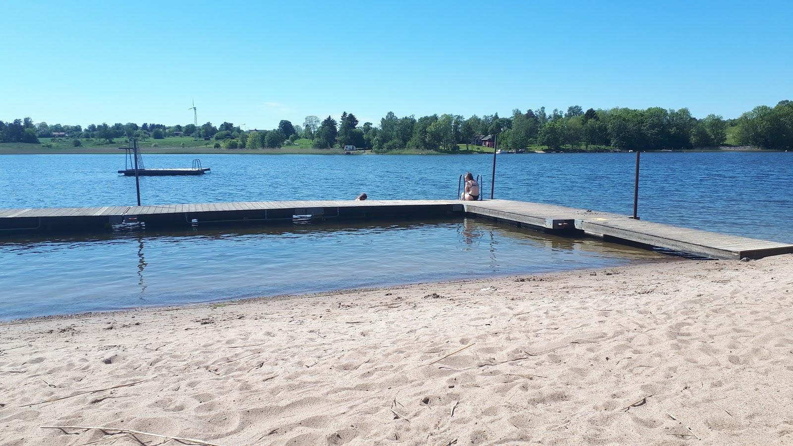 Sandee Malby Beach