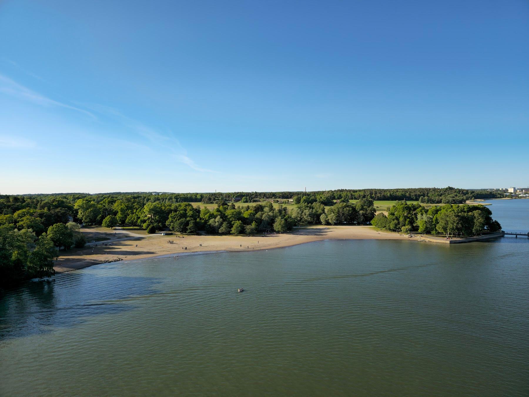 Sandee Kansanpuisto Beach