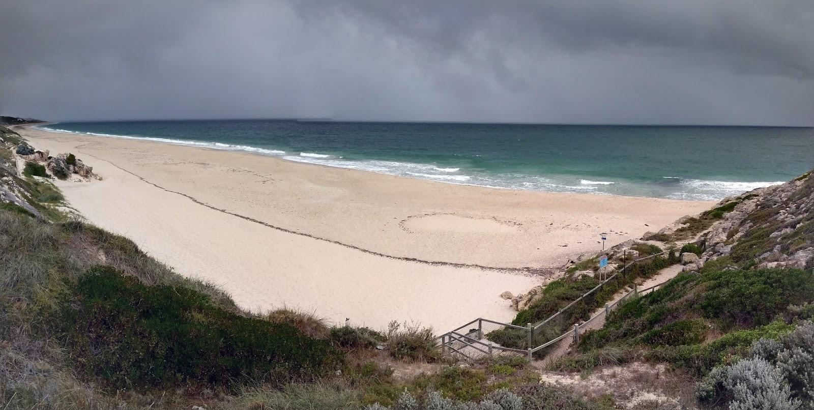 Sandee Mindarie Beach