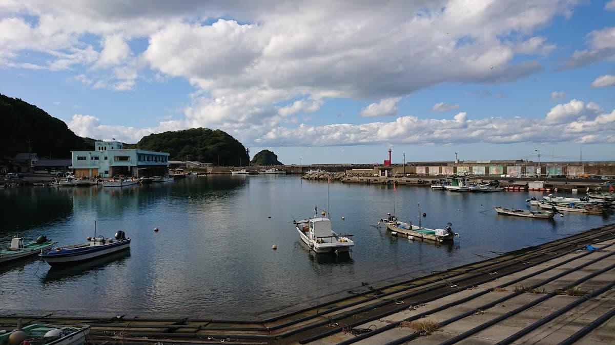 Sandee - Mitsu Fishing Port