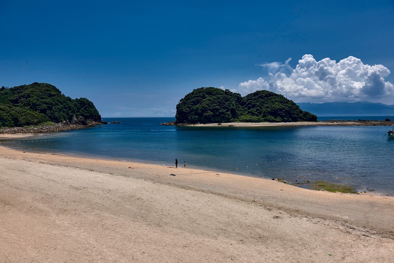 Sandee Takamatsu Beach Resort Photo