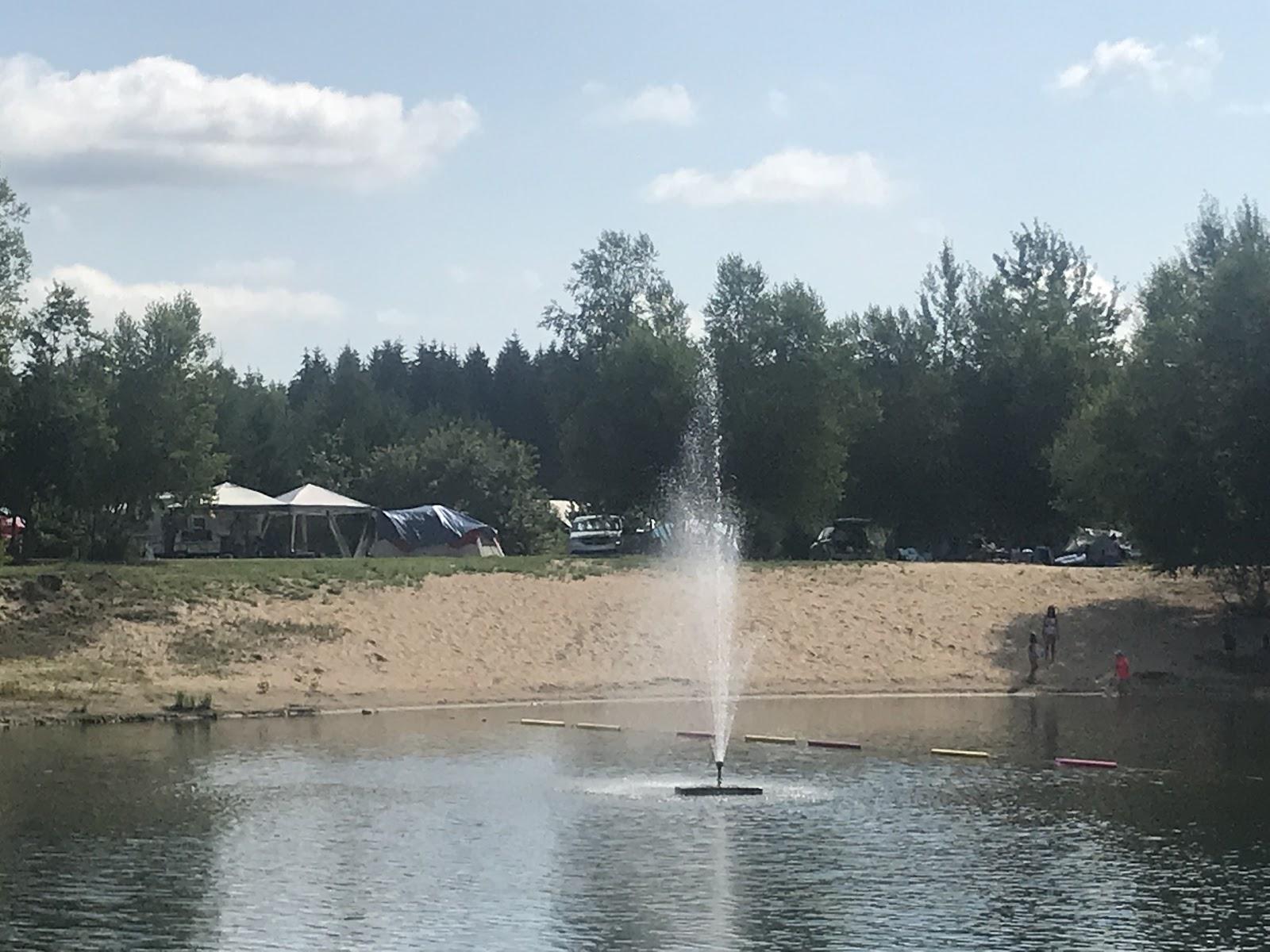 Sandee Camping Plage Paris Photo