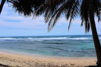 Sandee - Pantai Pahlawan Ratu