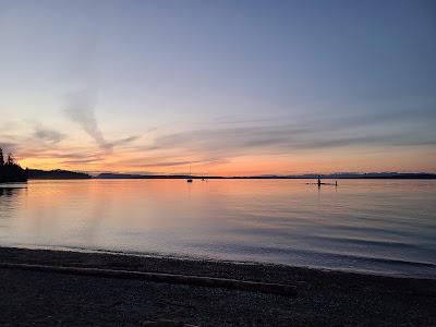 Sandee - Kinsmen Beach Park