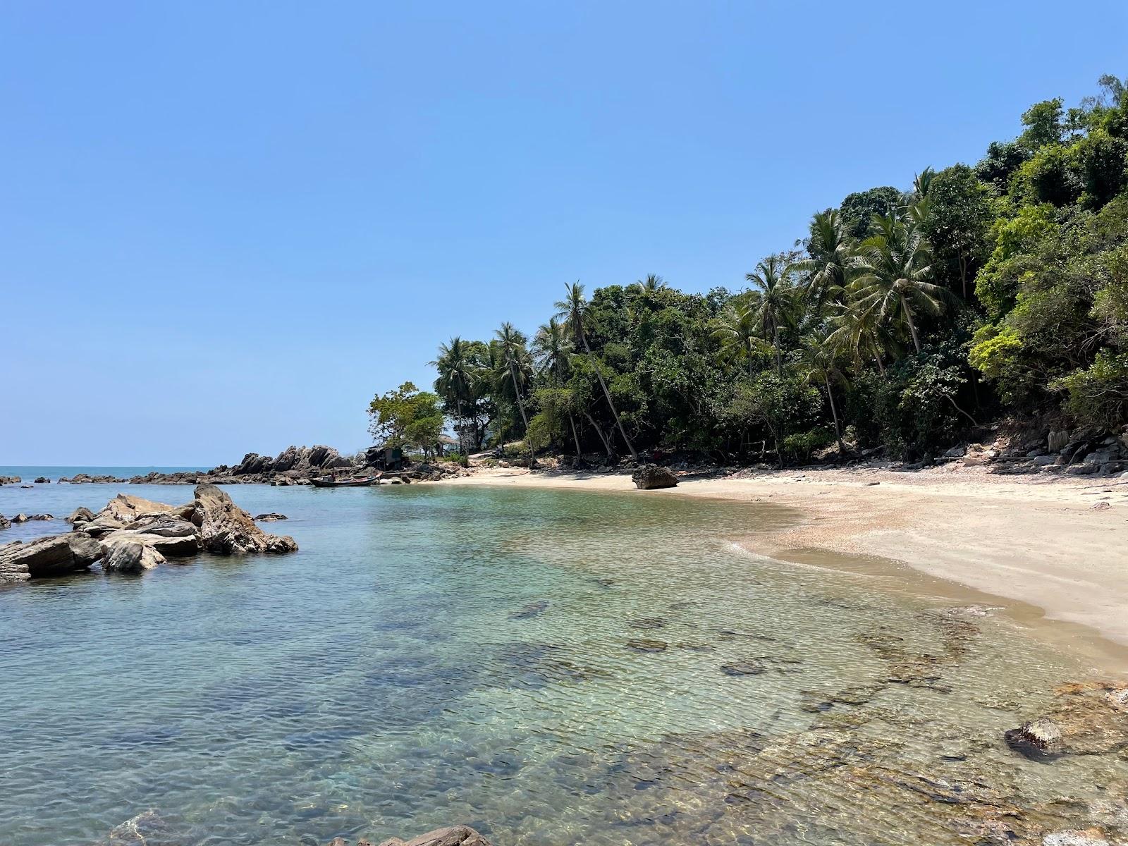 Sandee Pencil Bay