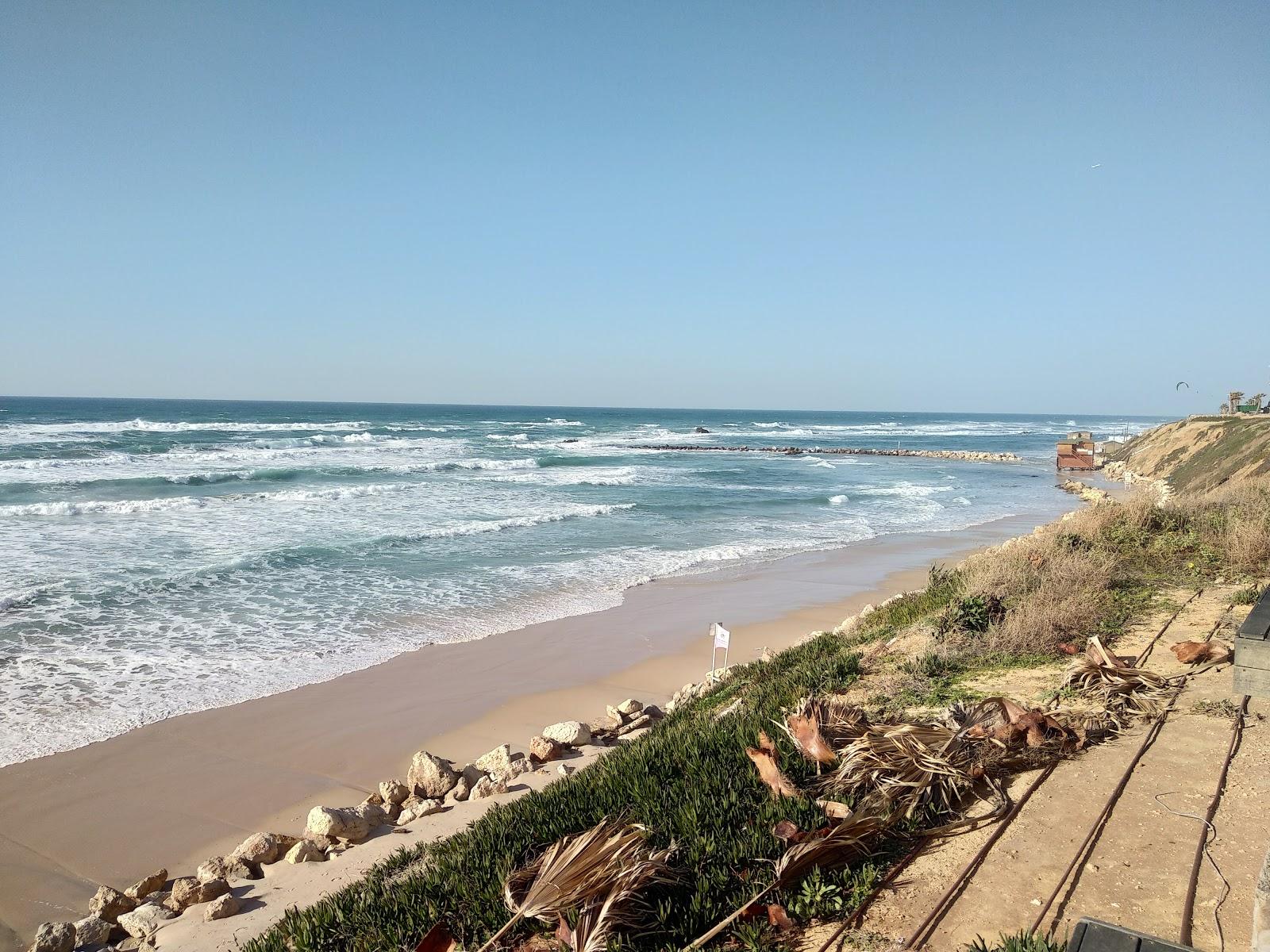 Sandee Pier Bat Yam Photo