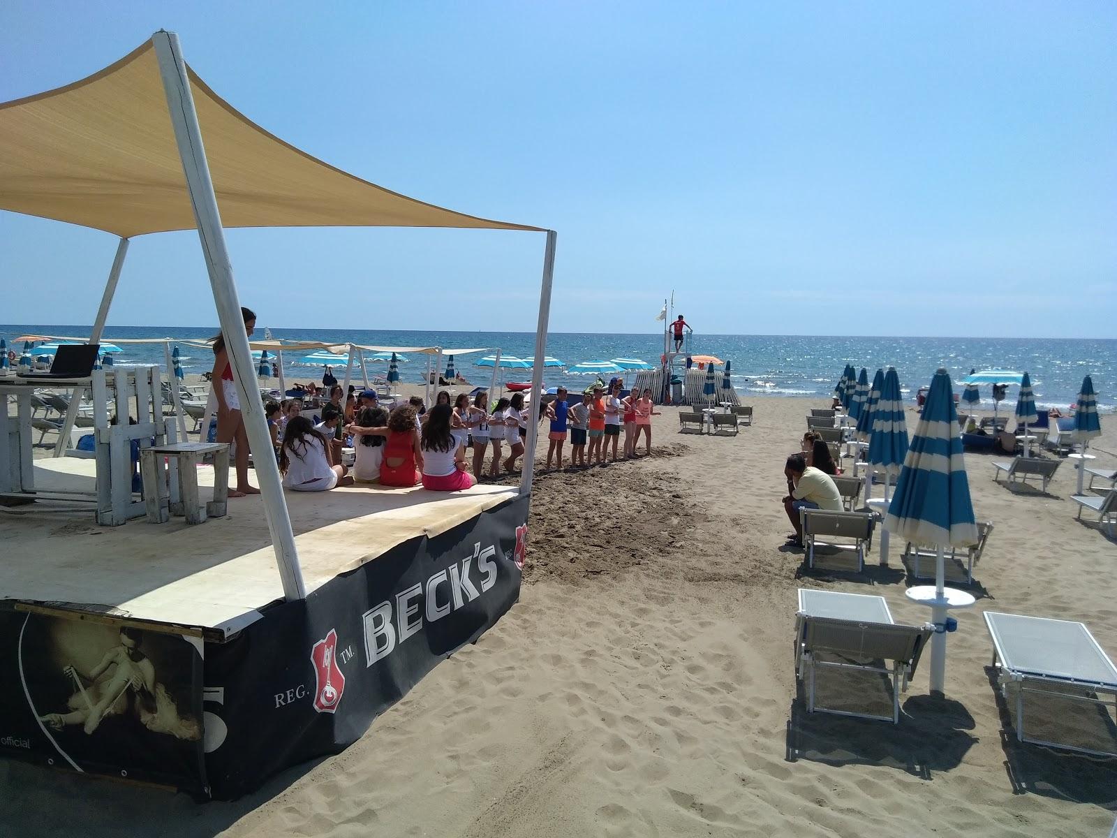 Sandee Lido Lago Spiaggia Photo