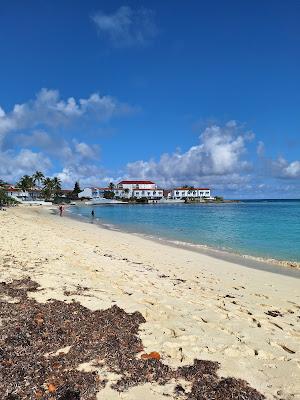 Sandee - Sandyport Beach