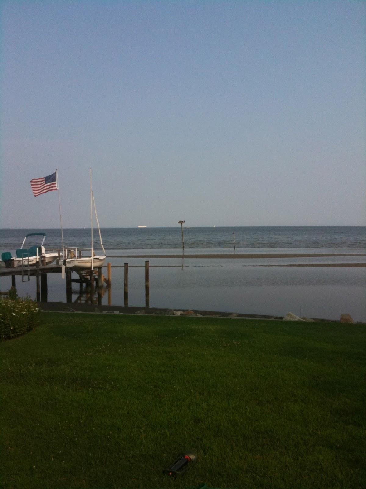 Sandee Deale Beach