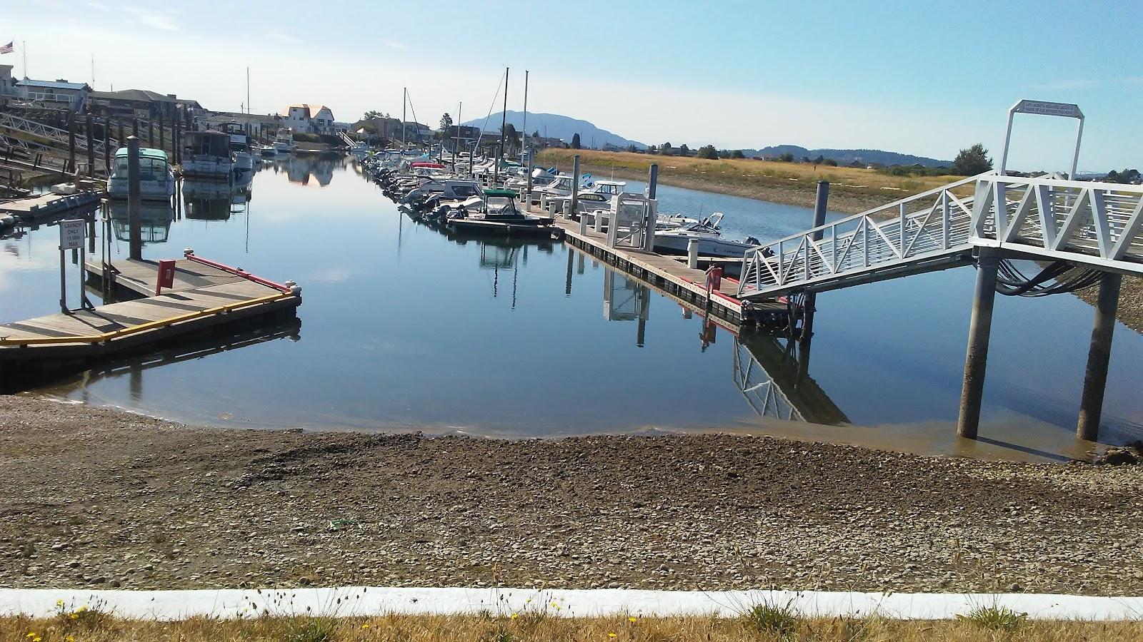 Sandee Sandy Point Marina Photo