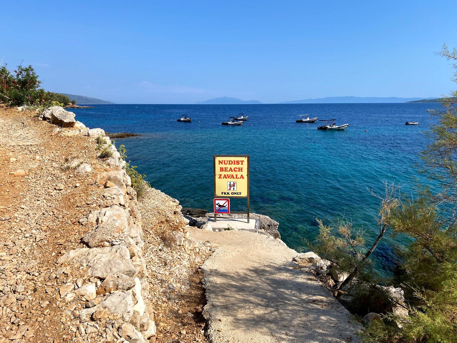 Sandee Beach Stela