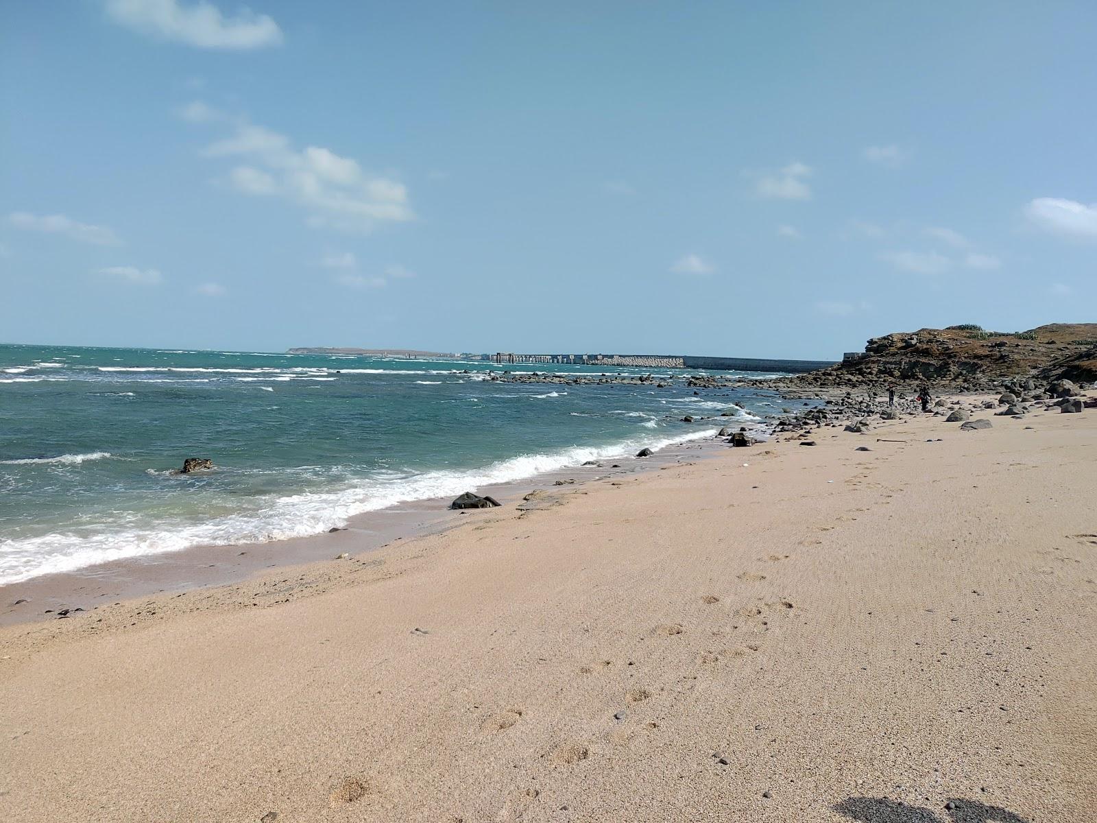 Sandee Houluo Beach