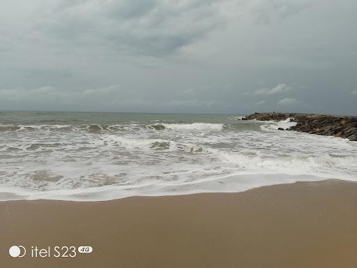 Sandee Maruwa Beach Photo