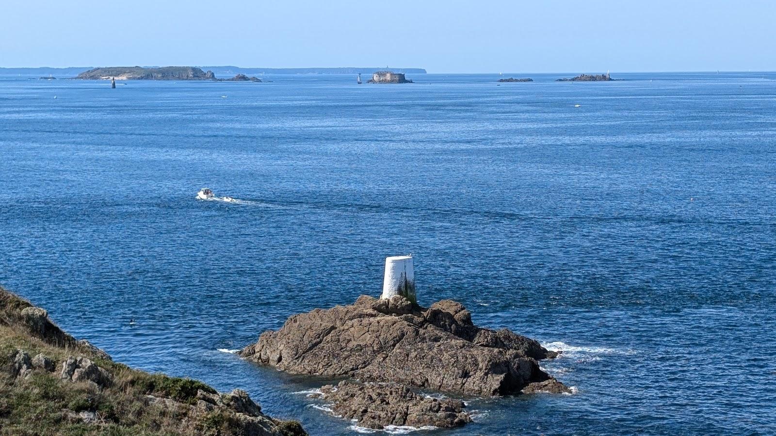 Sandee - Crique Du Fort Varde A Saint-Malo