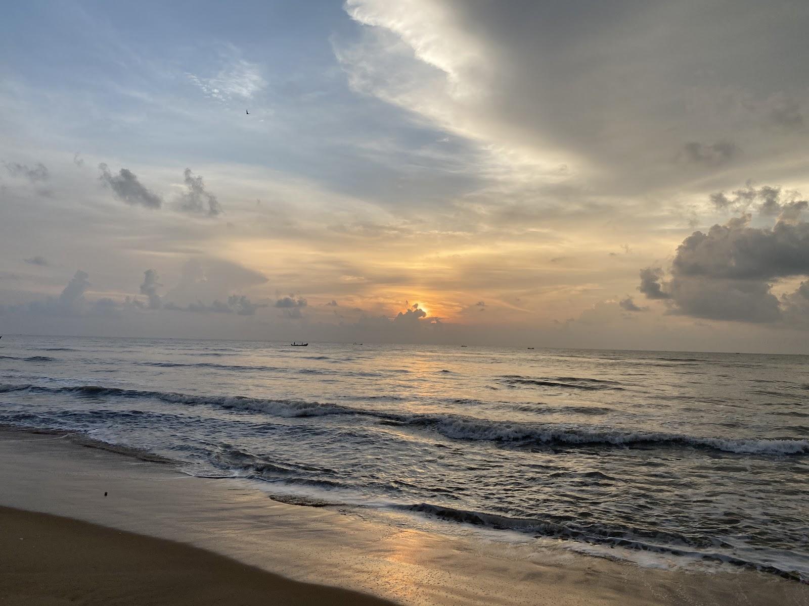 Sandee Seruthur Beach