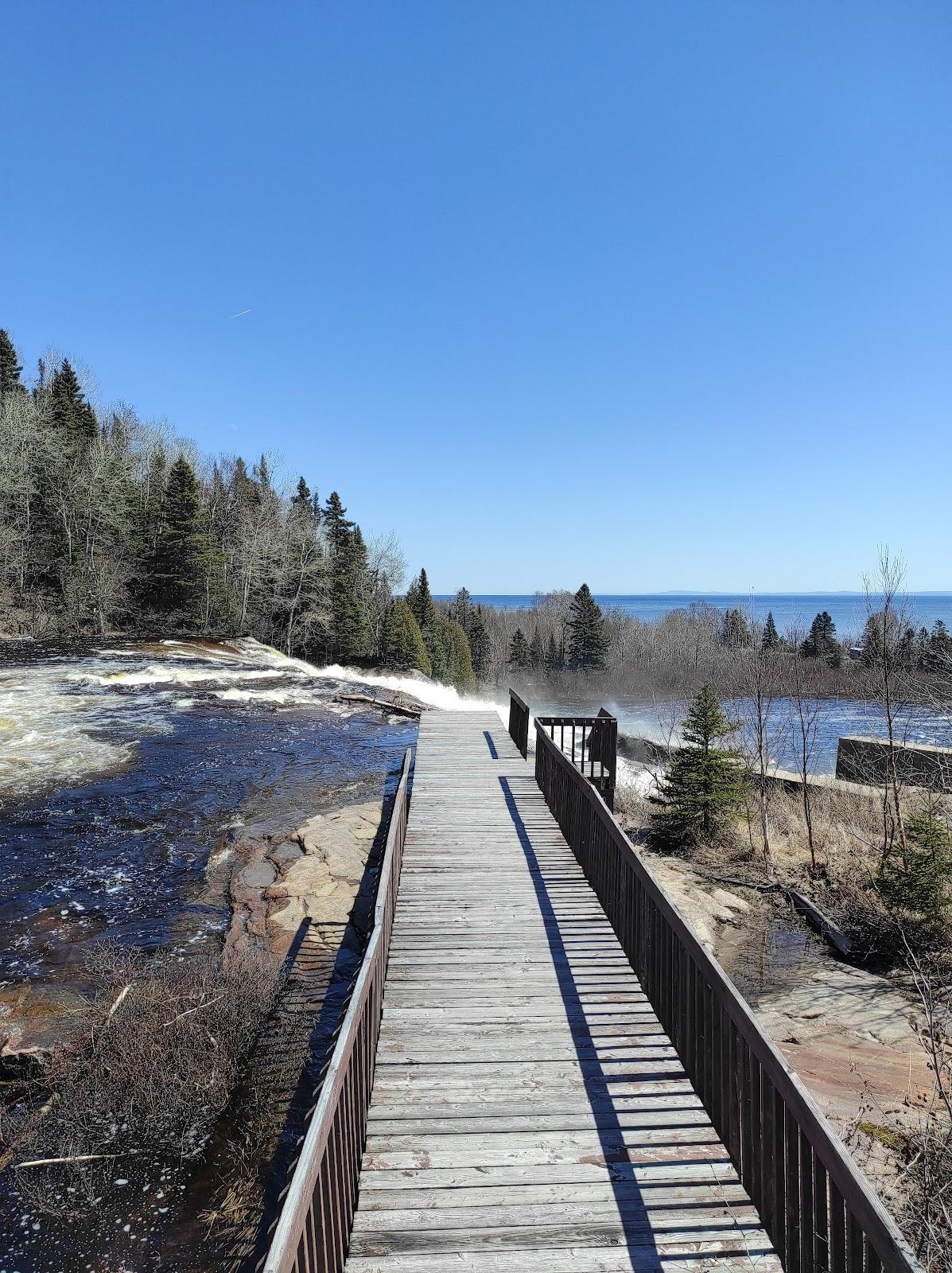 Sandee - Parc De La Chute De Sault-Au-Mouton