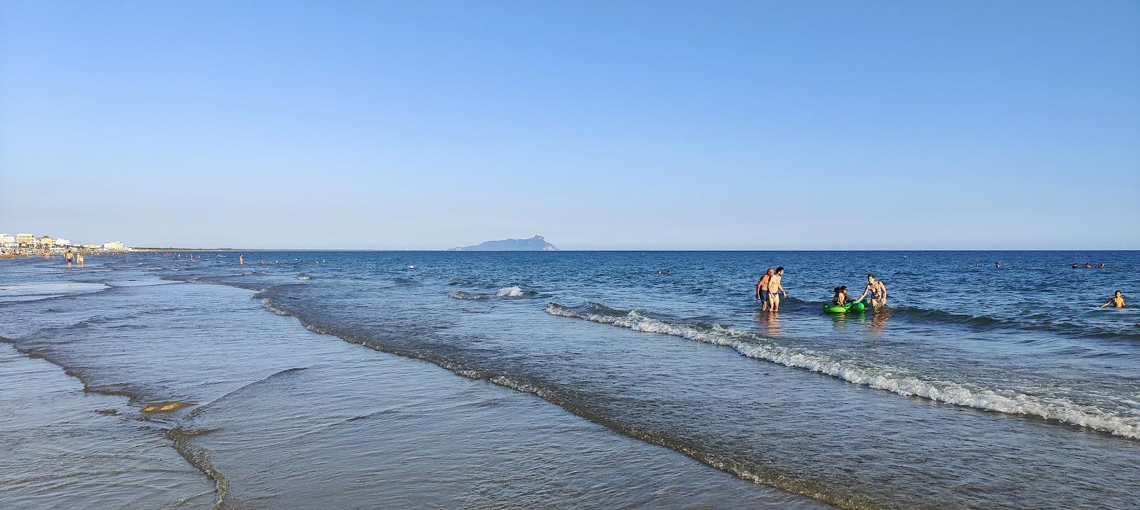 Sandee Lido Di Foce Verde Photo