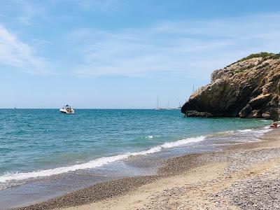 Sandee - Platja De La Desenrocada / Cala Dels Gegants