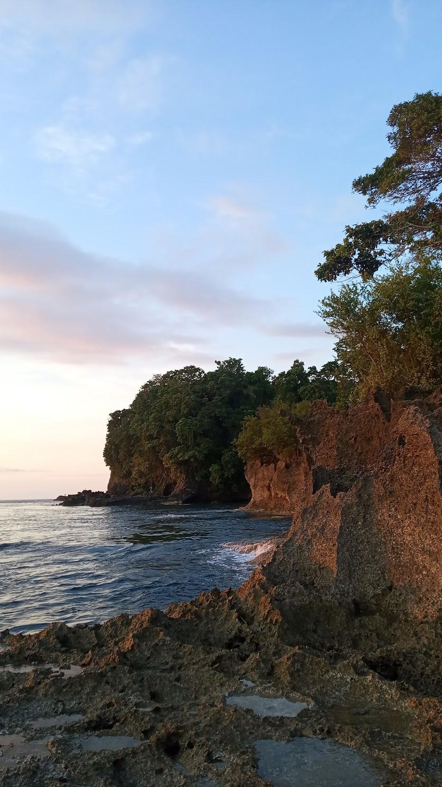 Sandee Hulua Beach Wakasihu Photo