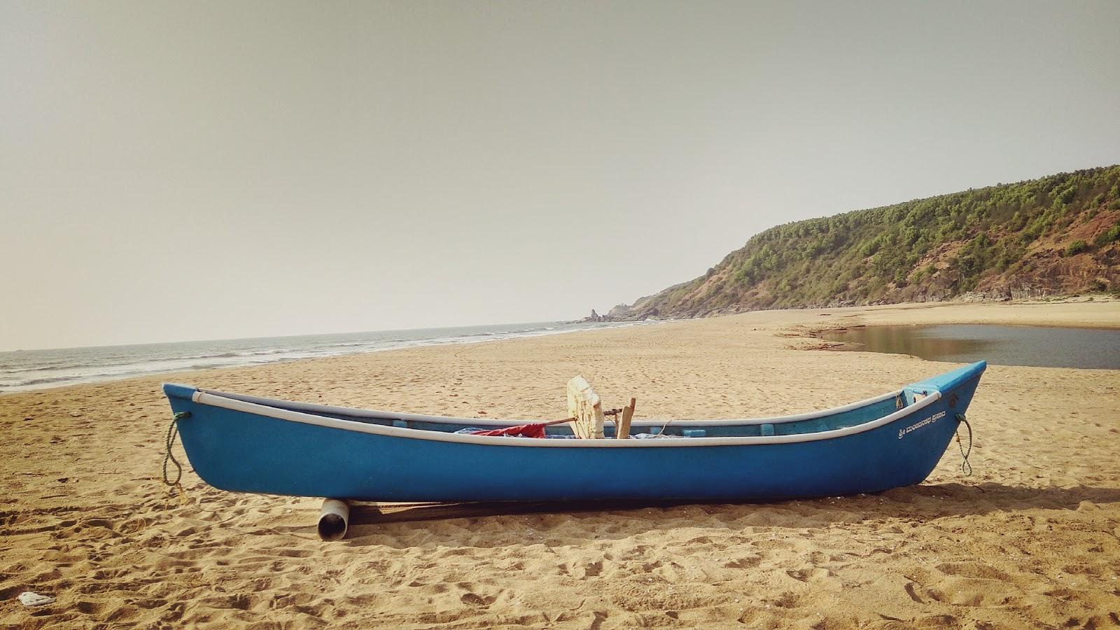 Sandee Manjaguni Beach