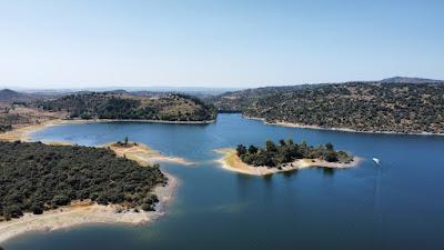 Sandee - Praia Fluvial Da Barragem Marechal Carmona