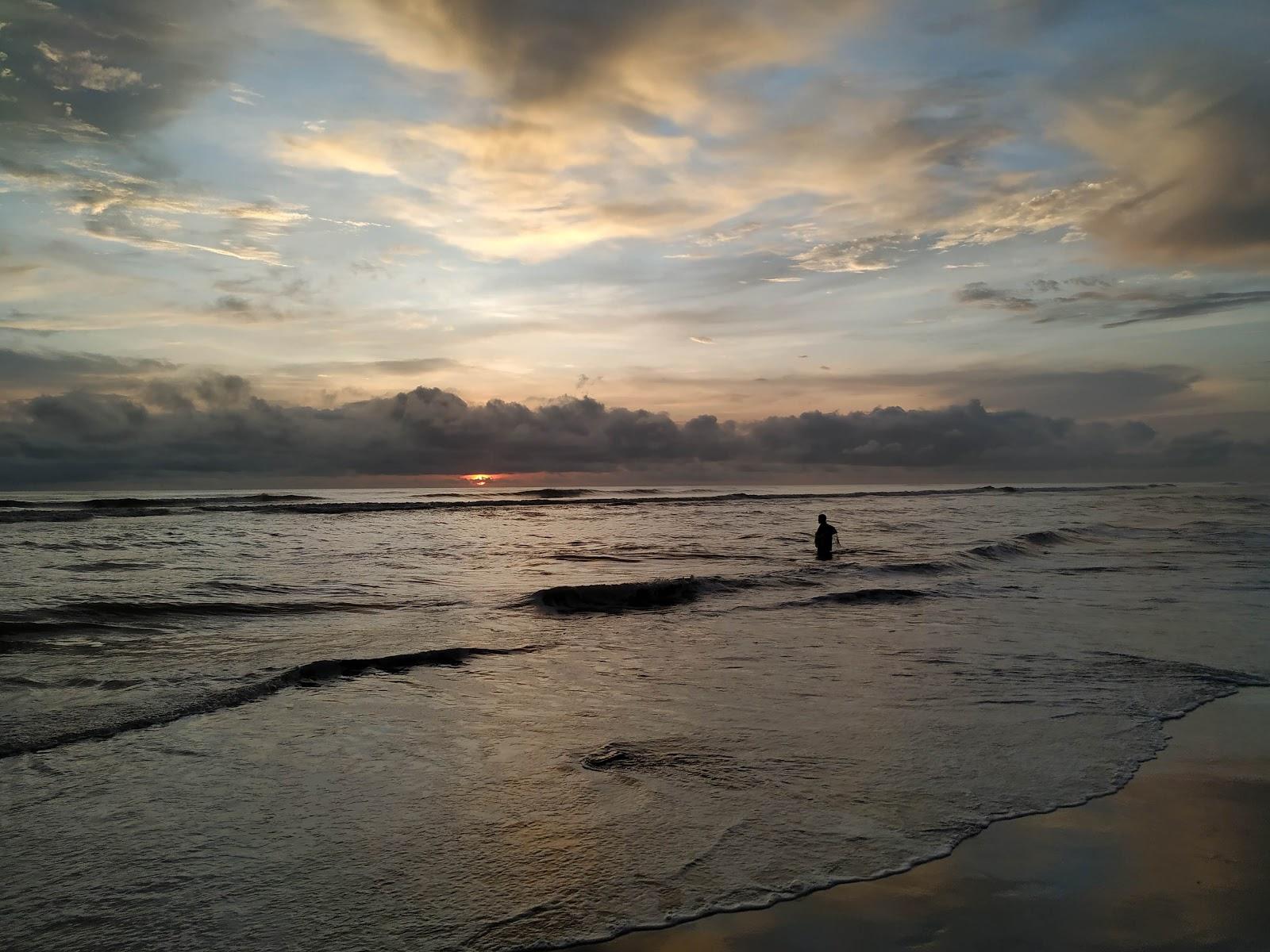 Sandee - Laboni Beach