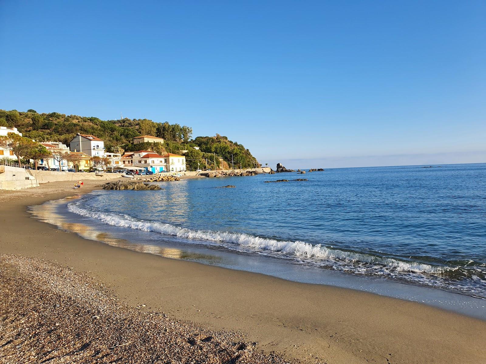 Sandee Spiaggia Di San Gregorio