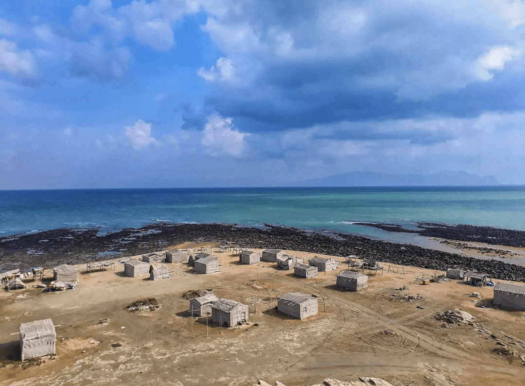 Sandee Omer Farooq Beach