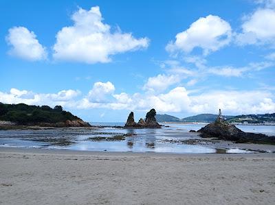 Sandee - Praia De Ladrido