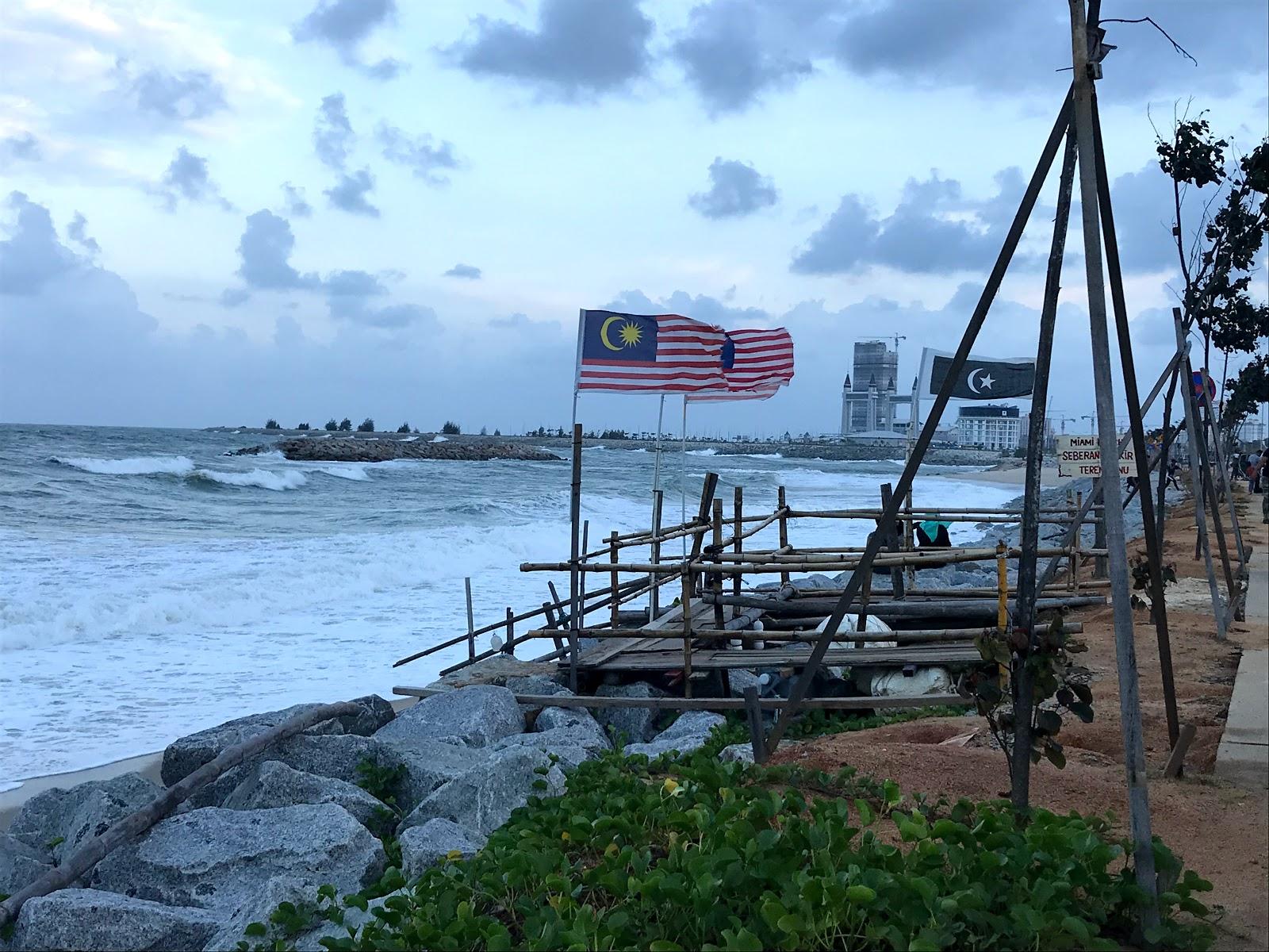 Sandee Takir Bay Kuala Terengganu