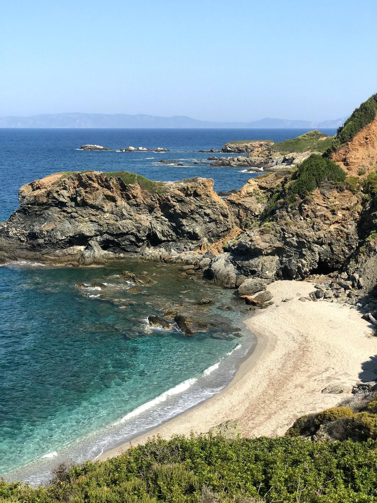 Sandee Pethameni Beach