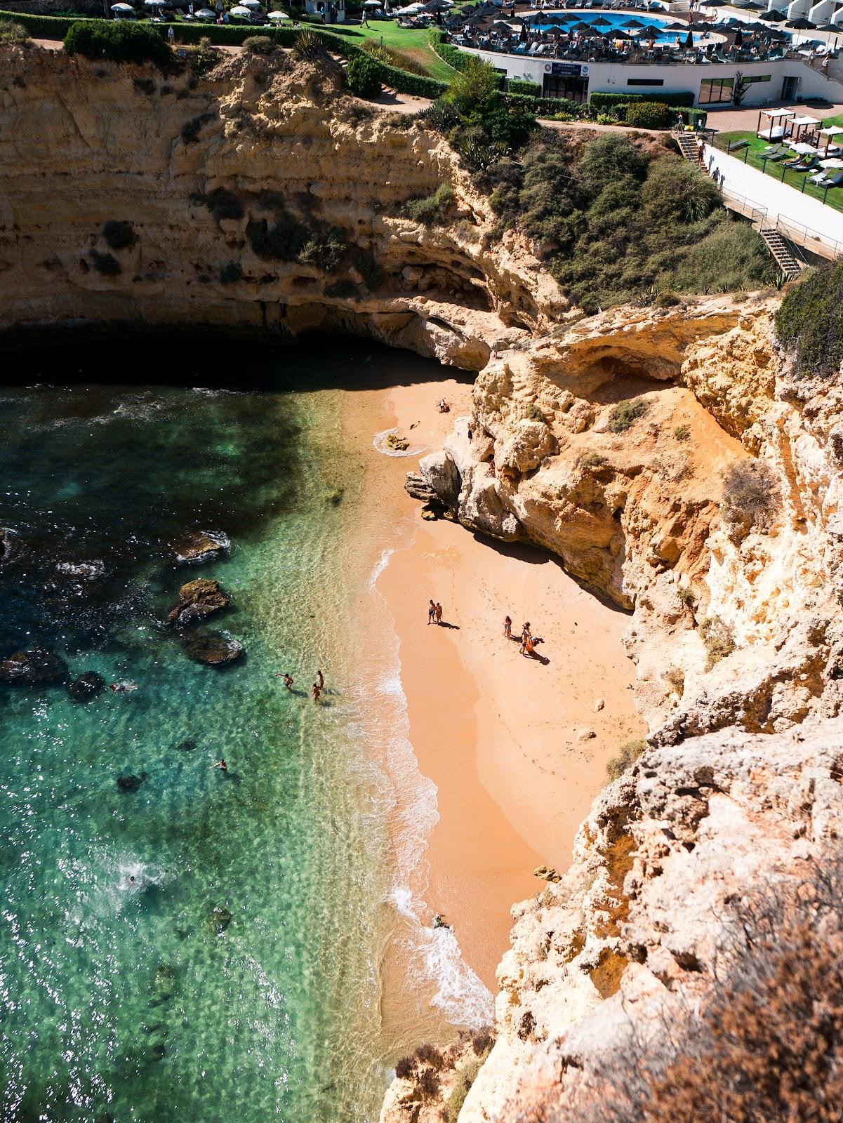 Sandee Vale Covo Beach Photo