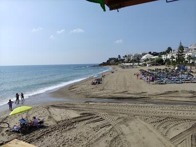 Sandee - Playa Del Bombo