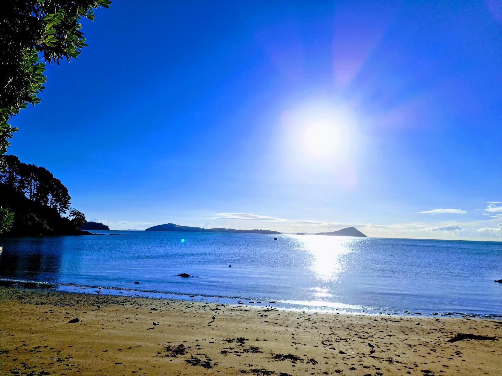 Sandee Tucks Bay
