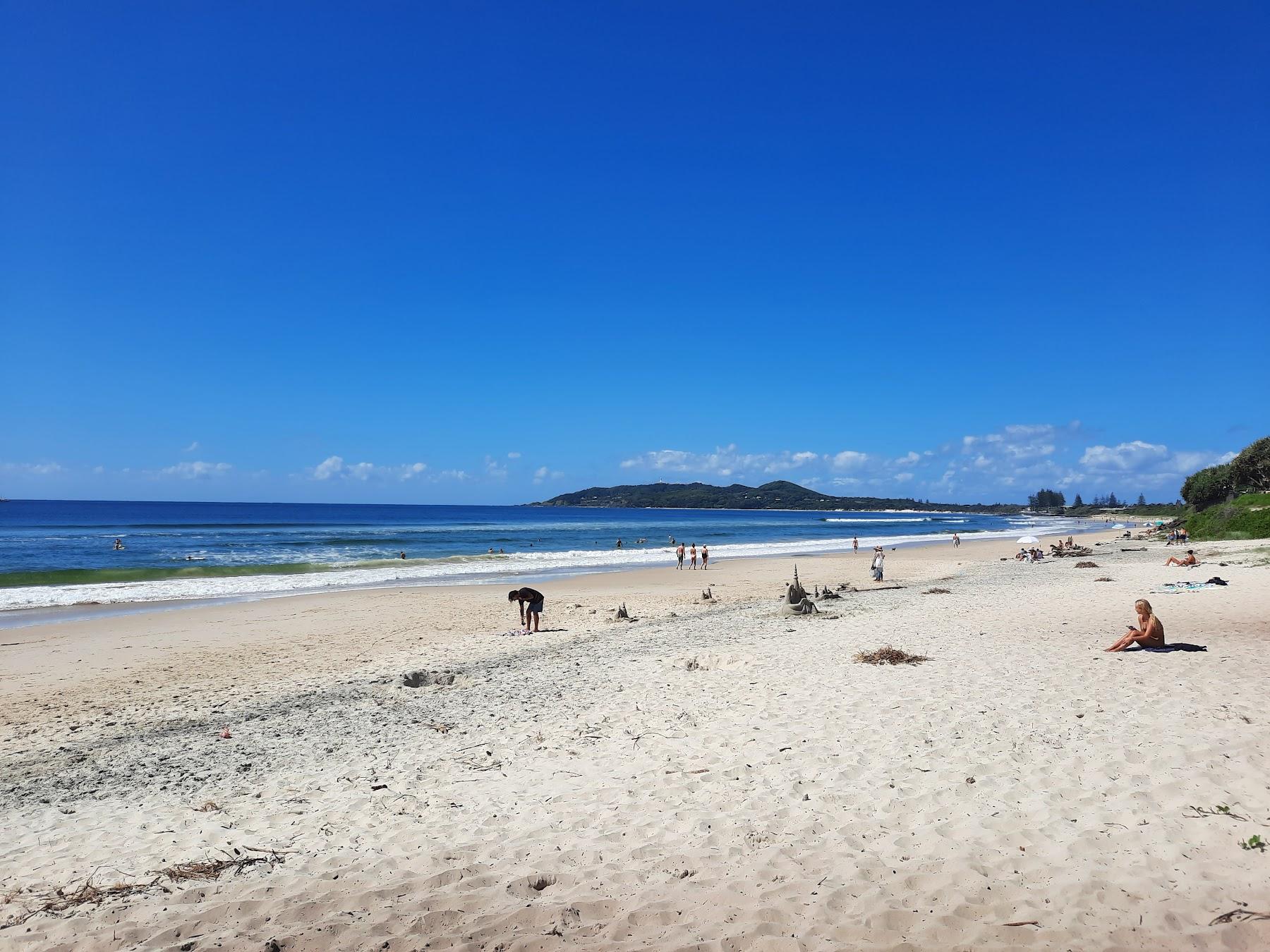 Sandee Belongil Beach