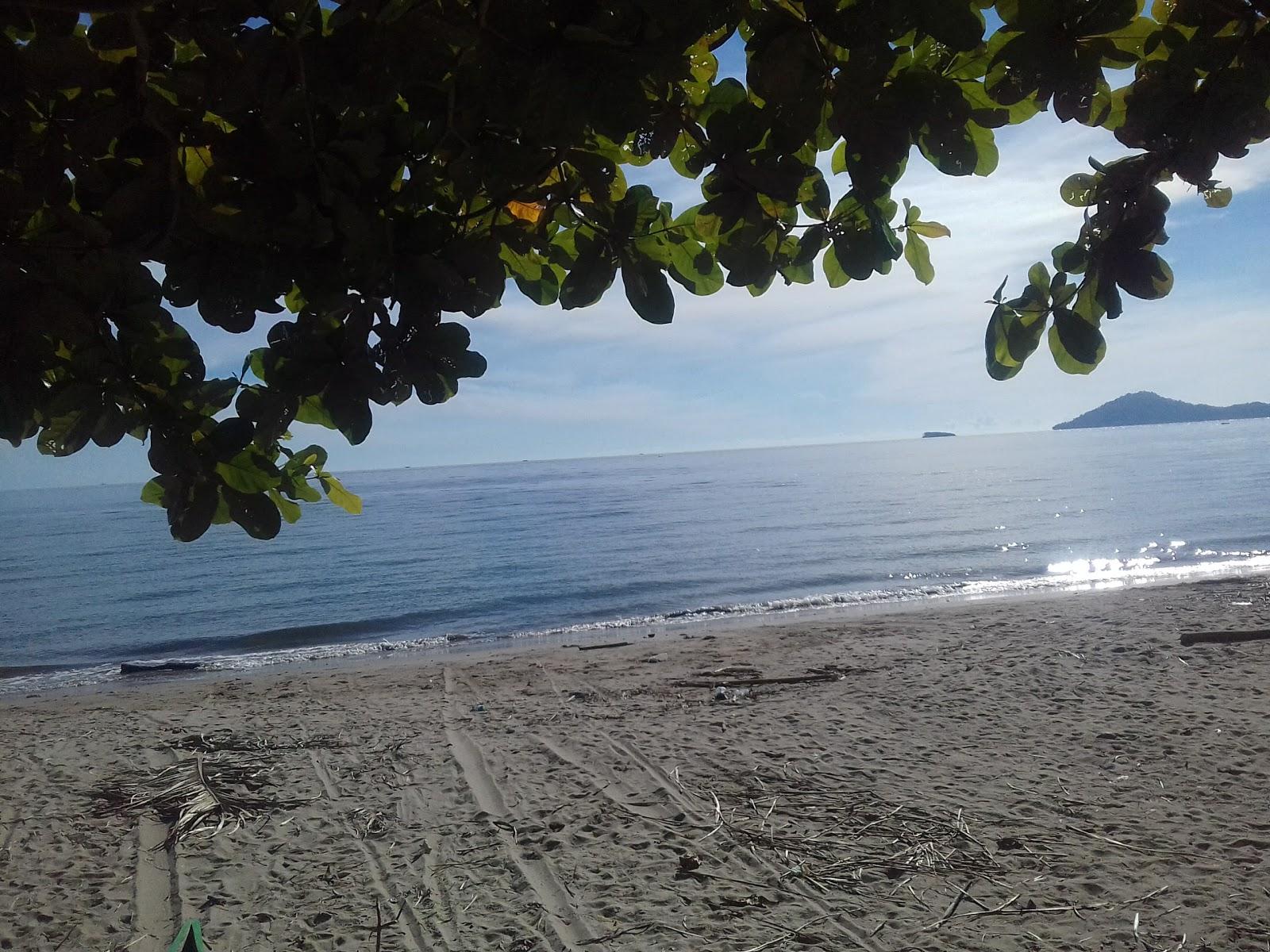 Sandee Dulukapa Beach