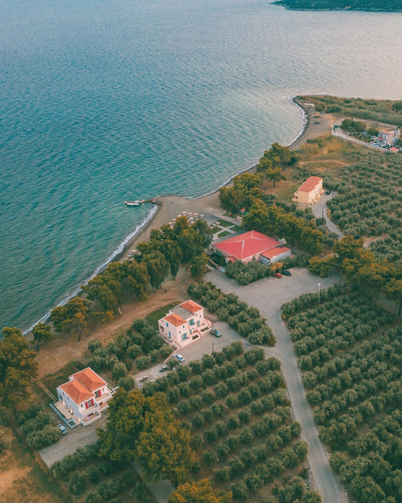 Sandee Makis Inn Resort