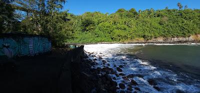 Sandee - Hakalau Beach Park