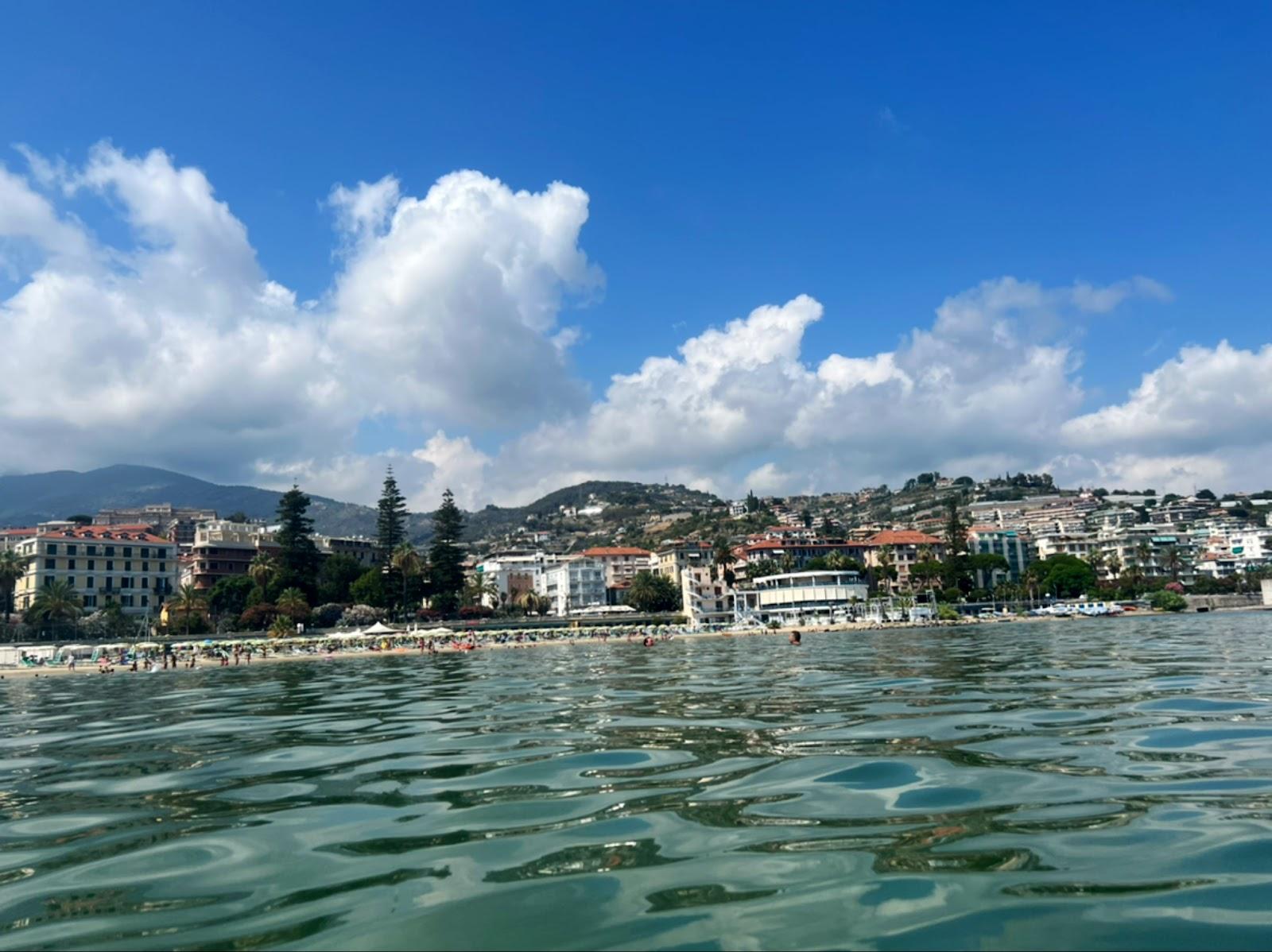 Sandee Spiaggia Libera Attrezzata No Cani Photo