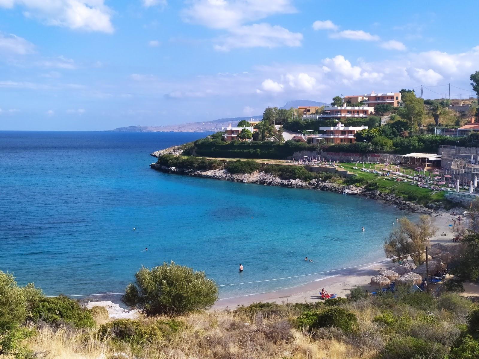 Sandee Loutraki Beach Photo