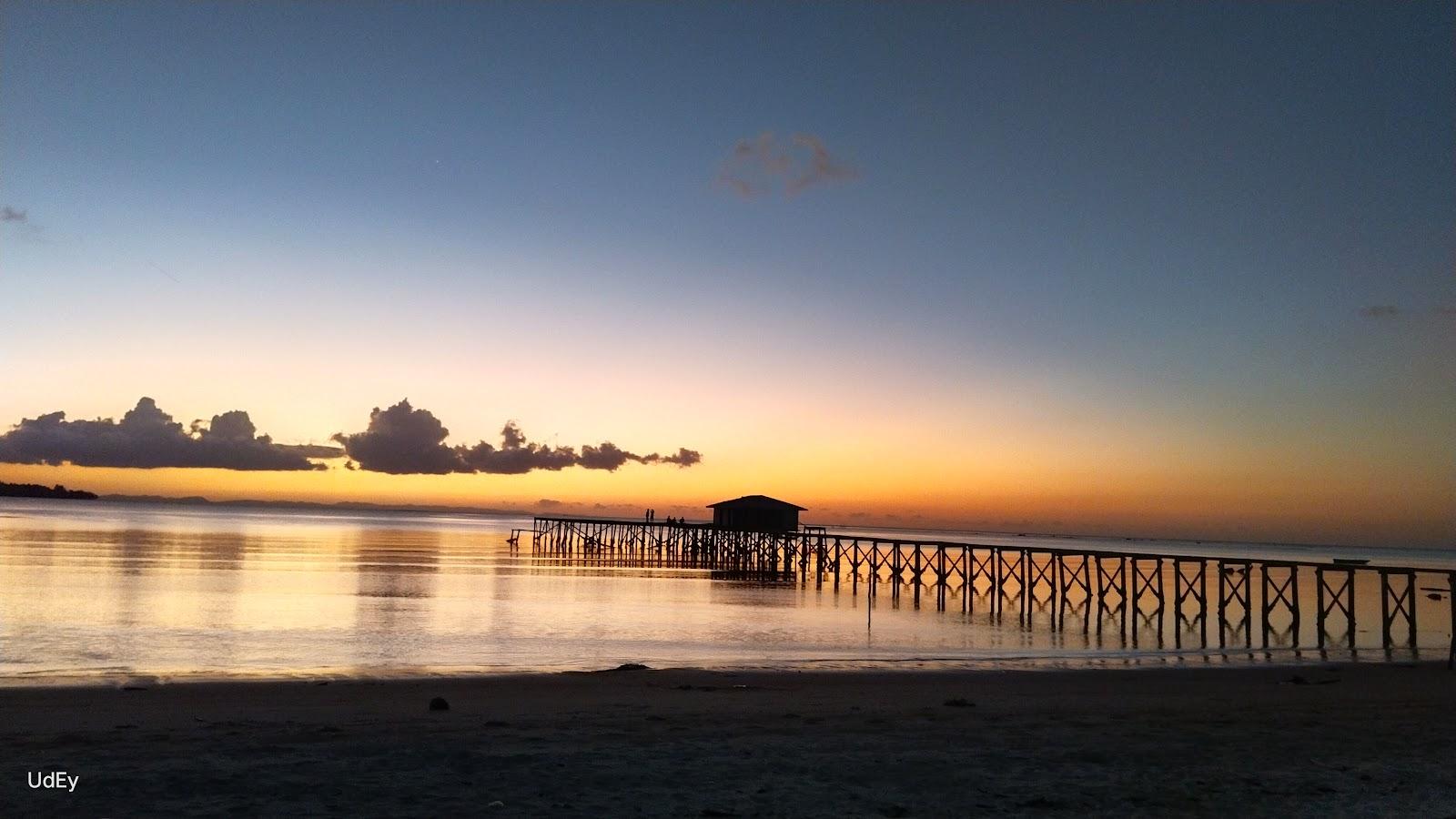 Sandee Malubang Beach Photo